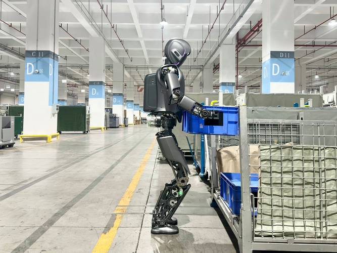 優必選Walker S1 有望二季度開啟規?；桓叮I工業機器人新篇章